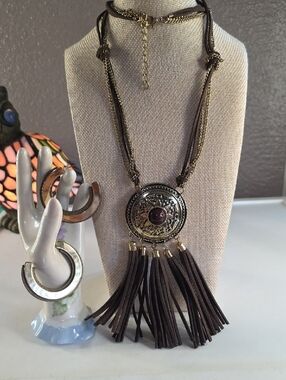 Boho Brown Tassel Medallion Pendant Necklace And Earring Set